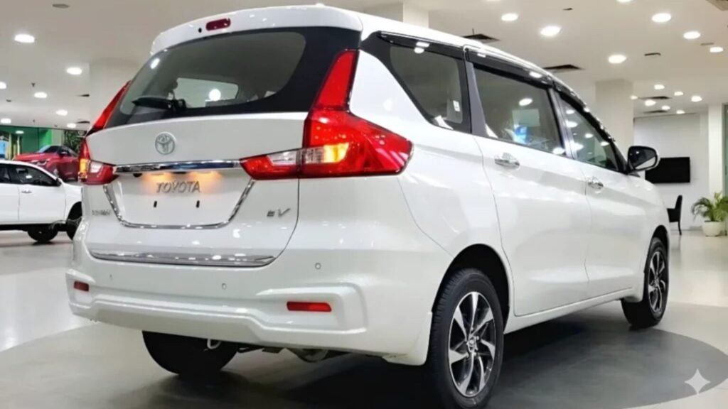 7-Seater Family Car Launched: 32 KM/L Mileage, Spacious Interior & Just ₹14,450 EMI – Maruti Ertiga Rival